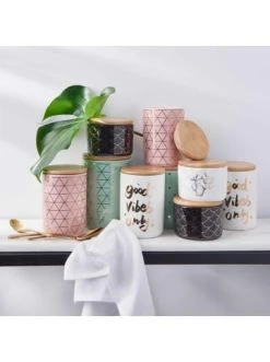 Budget ✔️ Küche Butlers Aufbewahrungsdose Kaktus 400ml QUEEN IT In Weiß Günstig Kaufen ⭐ -BUTLERS Verkäufe butlers aufbewahrungsdose kaktus 400ml queen it in weiss 3