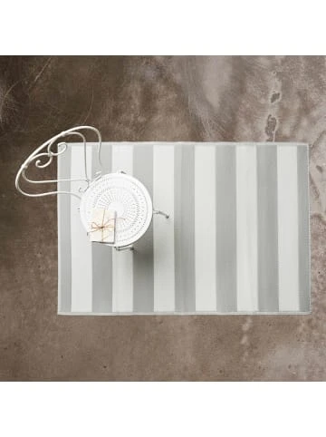 Neu 🎁 Heimtextilien Butlers In- & Outdoor-Teppich Streifen L 180 X B 120cm COLOUR CLASH In Grau Günstig Kaufen 😍 6 Neu 🎁 Heimtextilien Butlers In- & Outdoor-Teppich Streifen L 180 X B 120cm COLOUR CLASH In Grau Günstig Kaufen 😍 – Bild 4