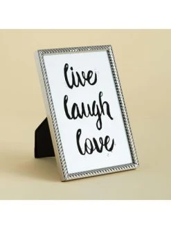 Bester Verkauf 🧨 Dekoration Butlers Metall Bilderrahmen Glänzend 10x15 Cm MEMORIES In Silber Günstig Kaufen 😀 -BUTLERS Verkäufe butlers metall bilderrahmen glanzend 10x15 cm memories in silber 1