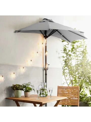 Top 10 🎁 Garten & Balkon Butlers Sonnenschirm Halbrund Mit Knickgelenk Und Kurbel SIESTA In Hellgrau Günstig Kaufen 🤩 4 Top 10 🎁 Garten & Balkon Butlers Sonnenschirm Halbrund Mit Knickgelenk Und Kurbel SIESTA In Hellgrau Günstig Kaufen 🤩 – Bild 2