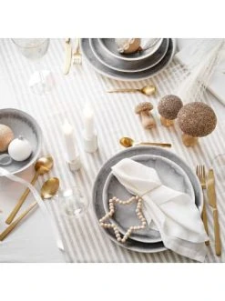 Bestpreis 🎁 Dekoration Butlers Stabkerzenhalter Höhe 8cm MARBLE In Weiß Günstig Kaufen 👏 -BUTLERS Verkäufe butlers stabkerzenhalter hohe 8cm marble in weiss 1