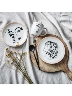 Auslauf 🛒 Küche Butlers Teller Frau Im Profil Ø21cm LINE ART In Schwarz-Weiß Günstig Kaufen ✔️ -BUTLERS Verkäufe butlers teller frau im profil o21cm line art in schwarz weiss 3