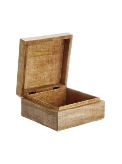 Billig ✨ Dekoration Butlers Truhe Mit Schnitzerei L 17 X B 17cm TREASURE In Hellbraun-Gold Günstig Kaufen ❤️ -BUTLERS Verkäufe butlers truhe mit schnitzerei l 17 x b 17cm treasure in hellbraun gold 4