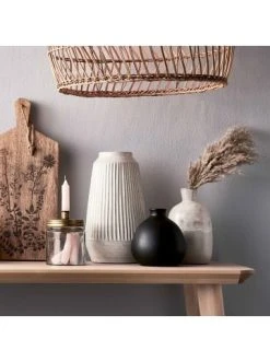 Auslauf 👍 Dekoration Butlers Vase Höhe 32cm FINJA In Weiß Günstig Kaufen ✔️ -BUTLERS Verkäufe butlers vase hohe 32cm finja in weiss 4